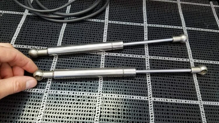 EWWZR881201, GAS CYLINDERS - Ricambi e asistenza per impianti Waterjet